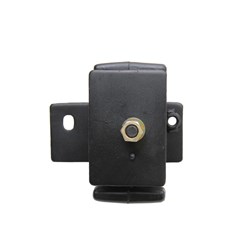 ENGINE MOUNT