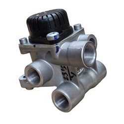 RELAY VALVE