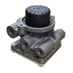 RELAY VALVE